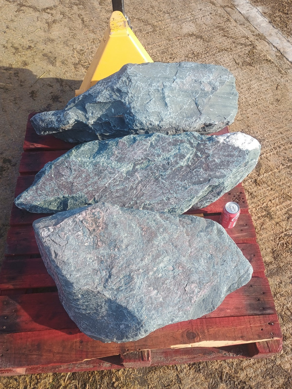 3 Large Natural Granite Garden Boulder Rockery Stones