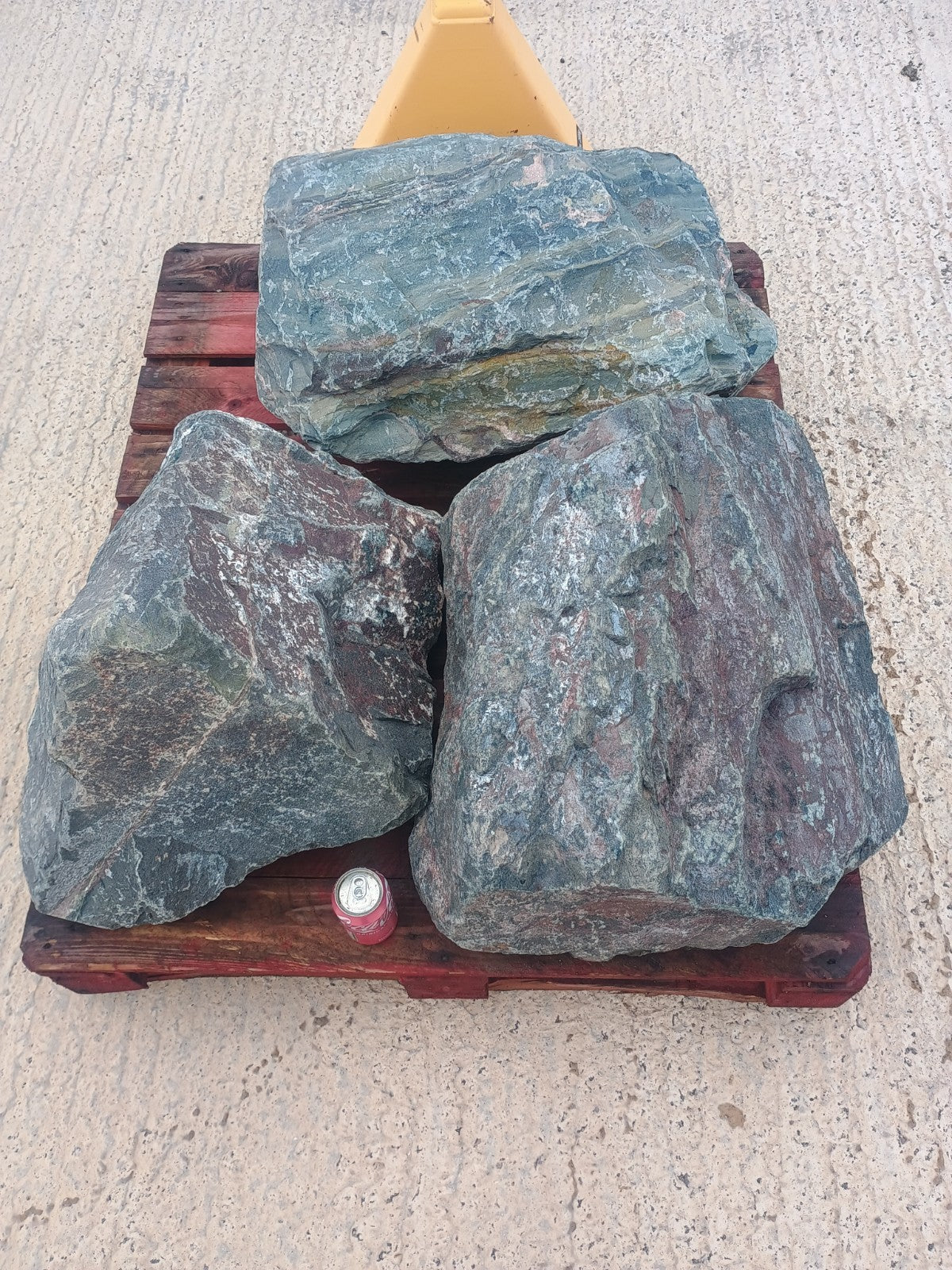 3 Large Natural Granite Garden Boulder Rockery Stones